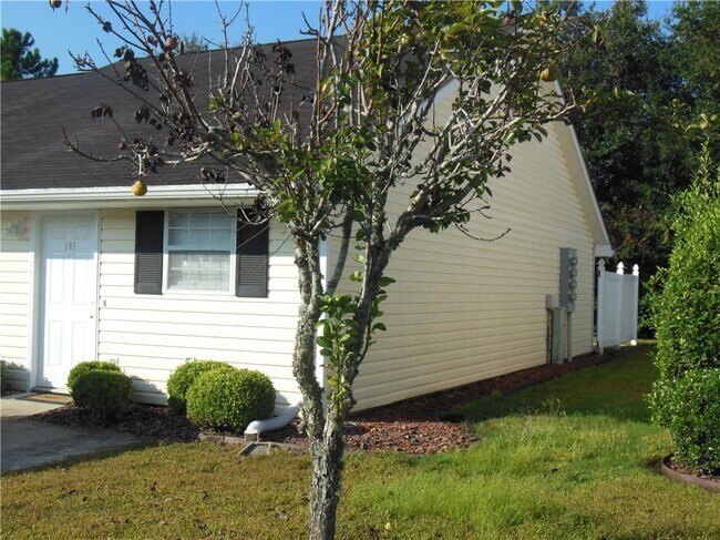 Foto del edificio - 141 Winter Chase Ln