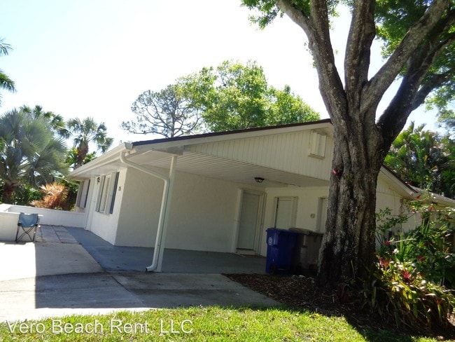 Building Photo - 2 br, 2 bath House - 715 40th Ave