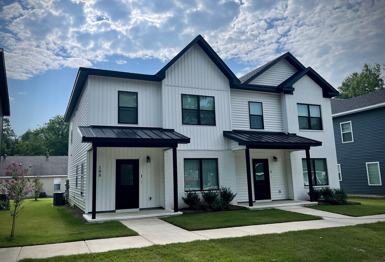 108 N Hazel St, Bryant, AR 72022 Townhome Rentals in Bryant AR