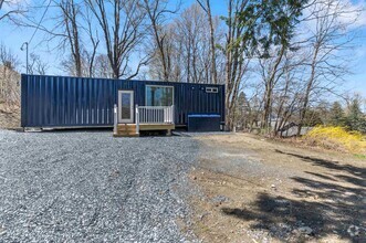 Building Photo - 15 Highland Ave