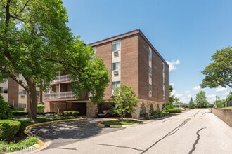 Building Photo - 1331 Finley Rd