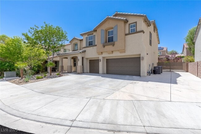 Building Photo - 145 Staplehurst Ave