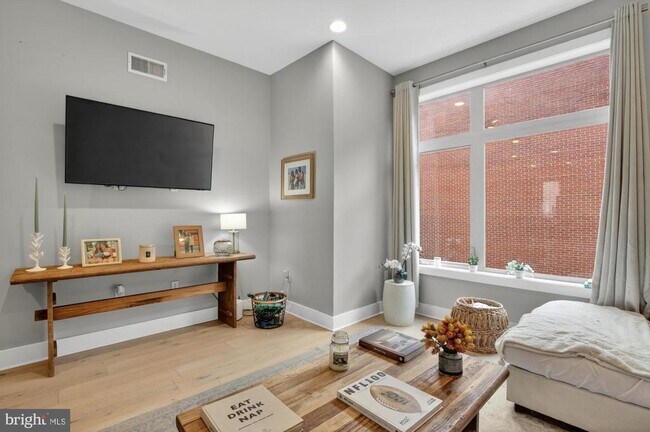 Foto del edificio - 151 N 2nd St