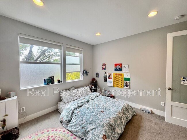 Foto del edificio - 5034 Puget Blvd SW