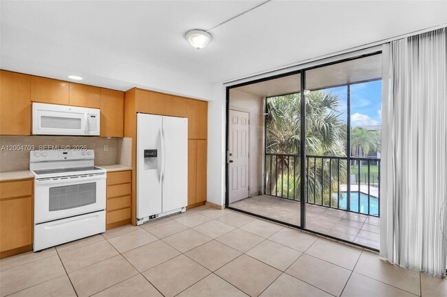 Photo - 8540 SW 133rd Avenue Rd Apartment