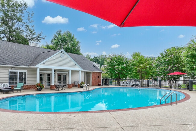 Pool - Wyndham Pointe Apartments