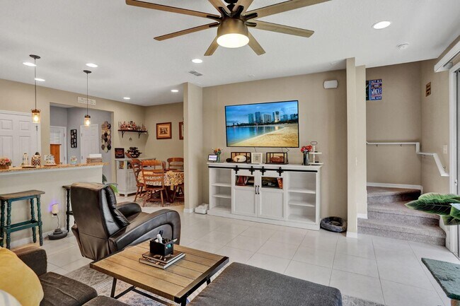 Foto del edificio - 7036 Beauhaven Ct
