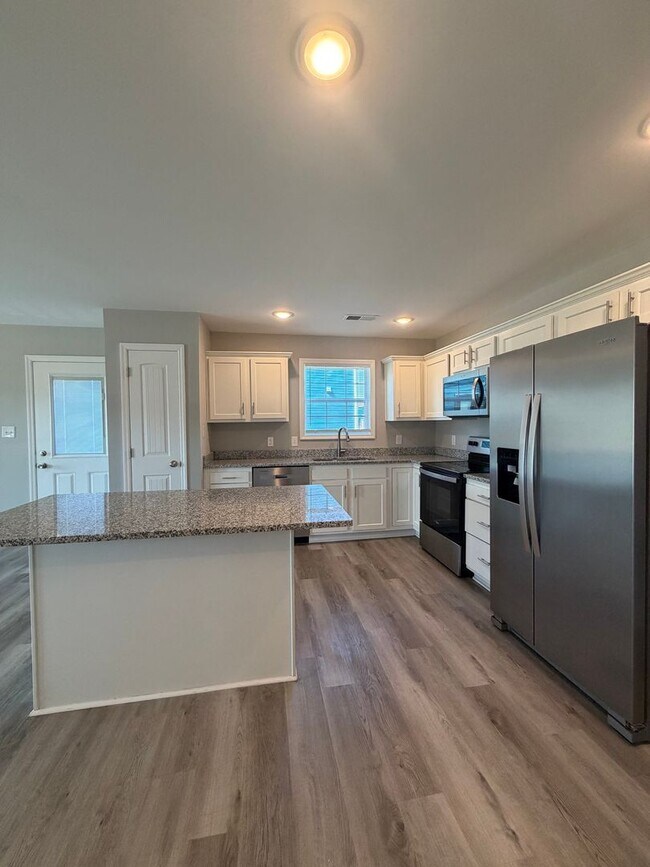 Foto del edificio - Find Your Fresh Start This Spring! Move in for $500! No rent until April and $100 off your first ...