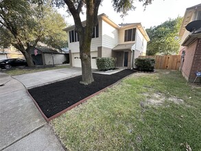 Building Photo - 11735 Sunny Stream Dr