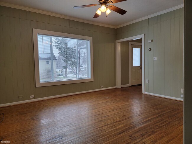 Building Photo - 4 br, 2 bath House - 303 Granite St