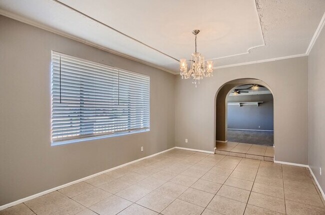 Foto del edificio - 1714 Diamond Avenue, Mesa, AZ, 85204