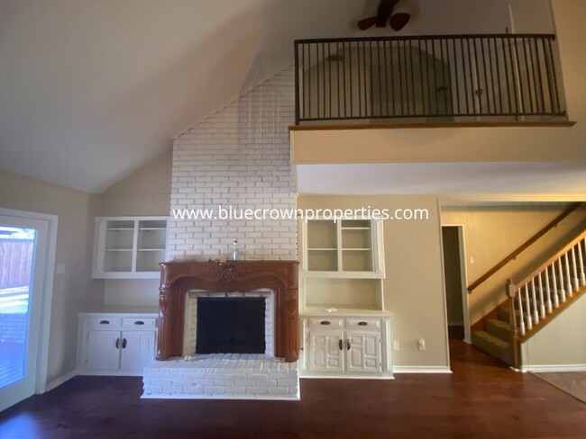 Foto del edificio - 9614 Millridge Cir