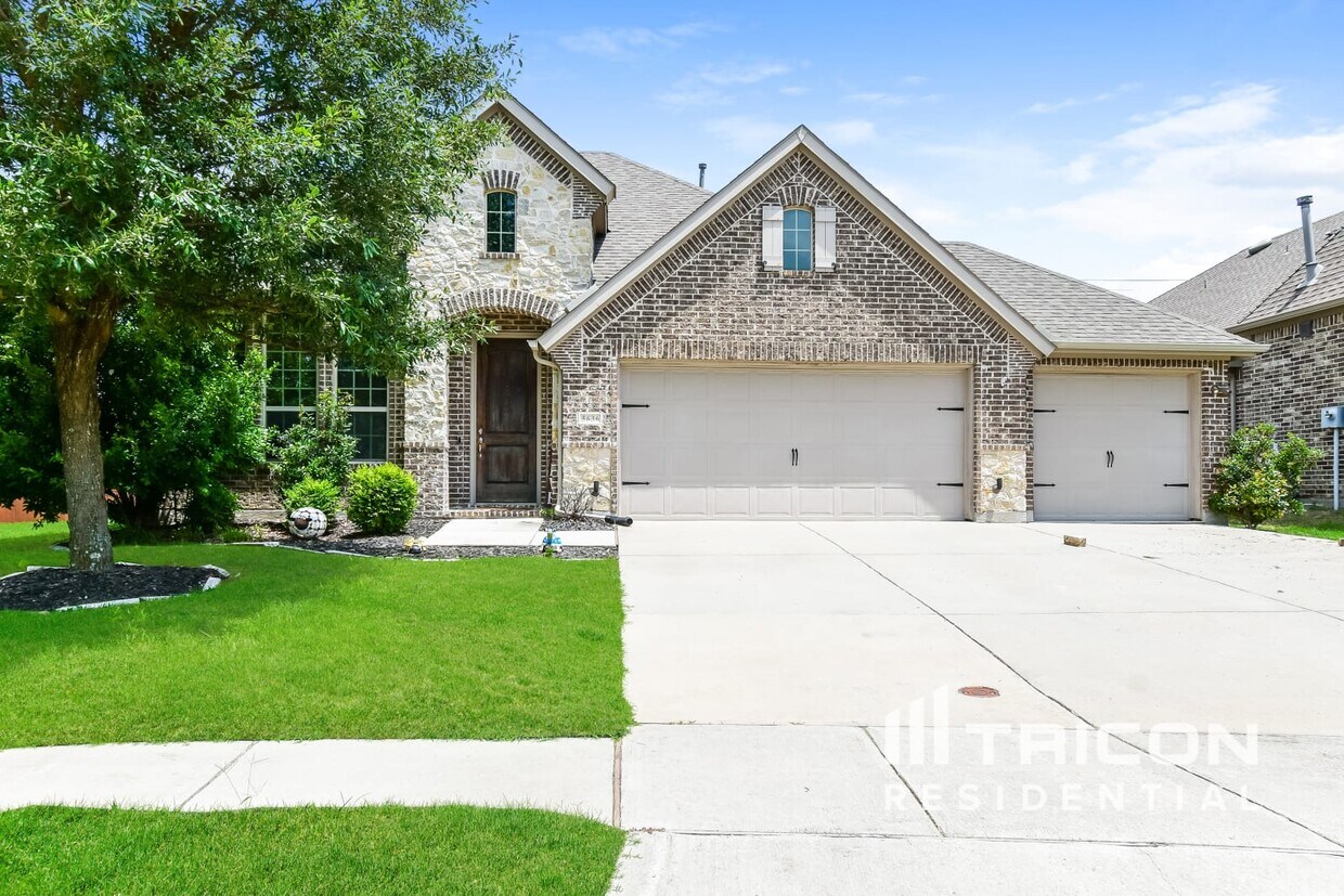 Foto principal - 5636 Grove Cove Dr