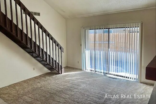 Foto del edificio - 320 N 25th Ave