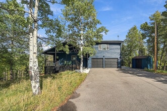 Building Photo - 9165 Jill Dr