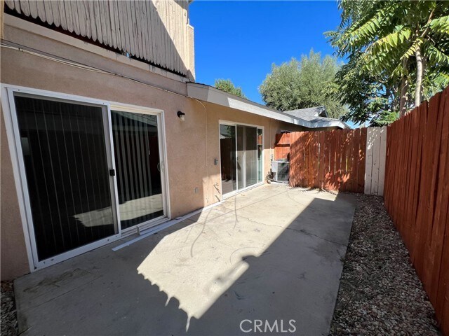 Primary Photo - 1265 Olive Tree Ln