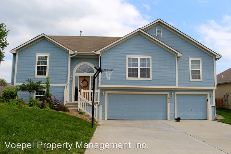 Primary Photo - 1037 Red Maple Dr