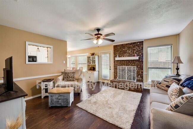 Foto del edificio - 617 Main St