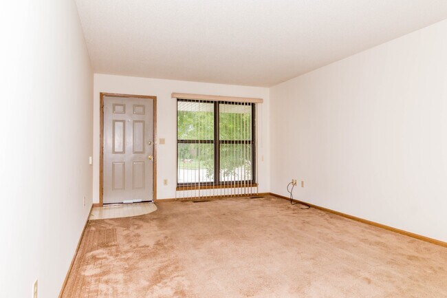 Building Photo - 1604-1606 Handley Place