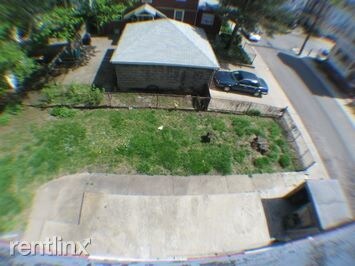 Building Photo - 76 Easton St