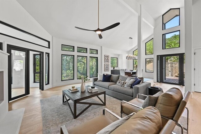 Building Photo - 4207 Canyonside Trail