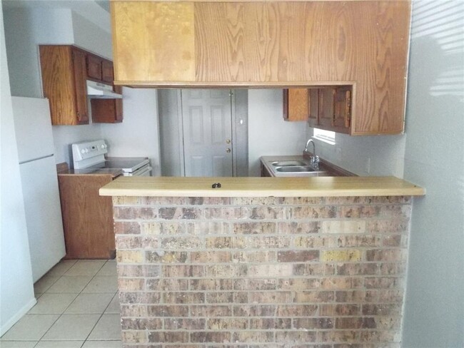 Building Photo - 1039 Lovett St
