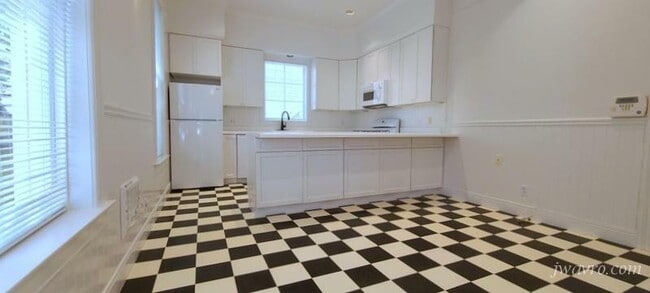 Photo - 43 Worth St Apartment