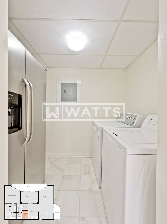 Foto del edificio - Spacious 2-Bed, 2-Bath Condo at Regency Te...