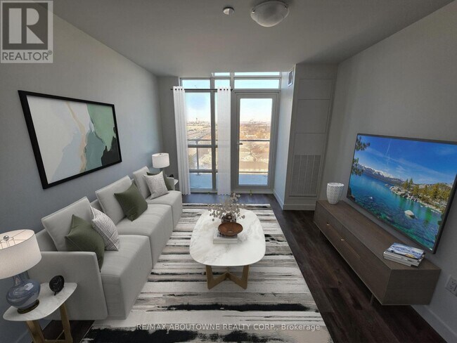 Building Photo - 461 Green Rd