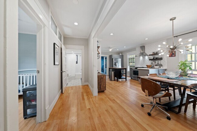 Foto del edificio - Adorable 3 Bedroom Home in Old West Durham!