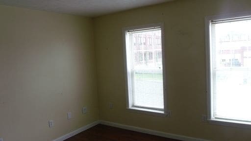 Building Photo - SPRINGFIELD OH - 2 BED 1 BATH APT - 500