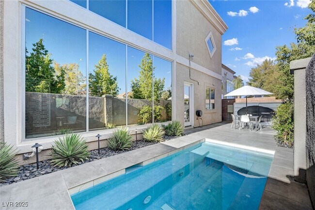 Foto del edificio - 5096 Thunder River Cir