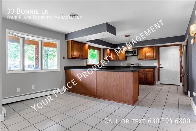 Building Photo - Private, Wooded, 3BED, 3BATH PARADISE in Y...