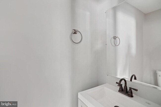 Foto del edificio - 4837 Beaufort Ave