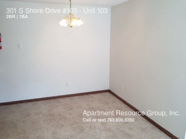 Building Photo - 301 S Shore Dr