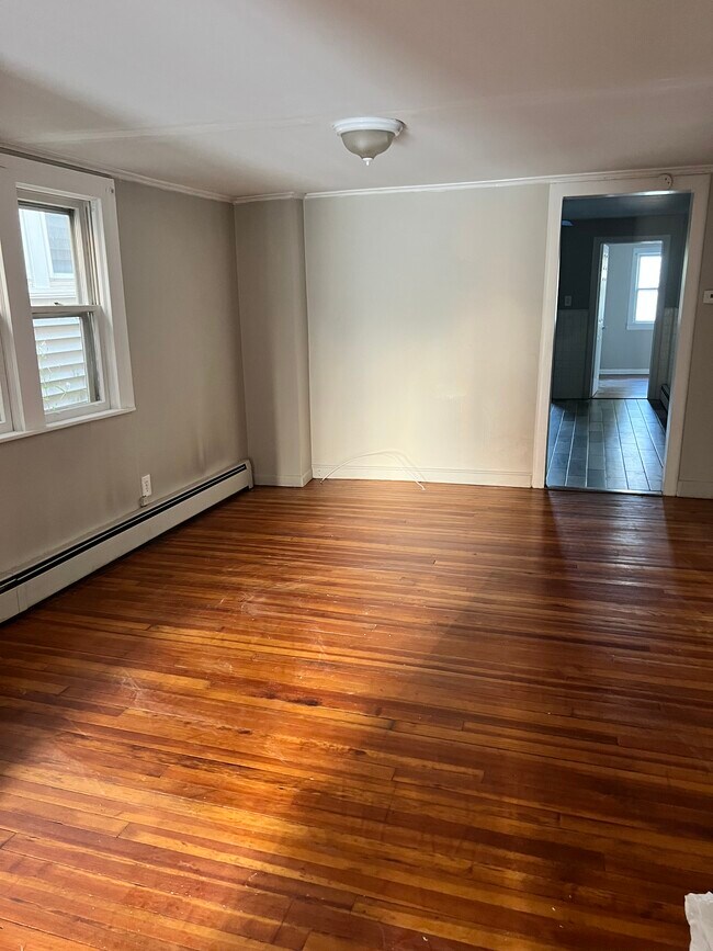 Sala de estar - 2428 3rd Ave