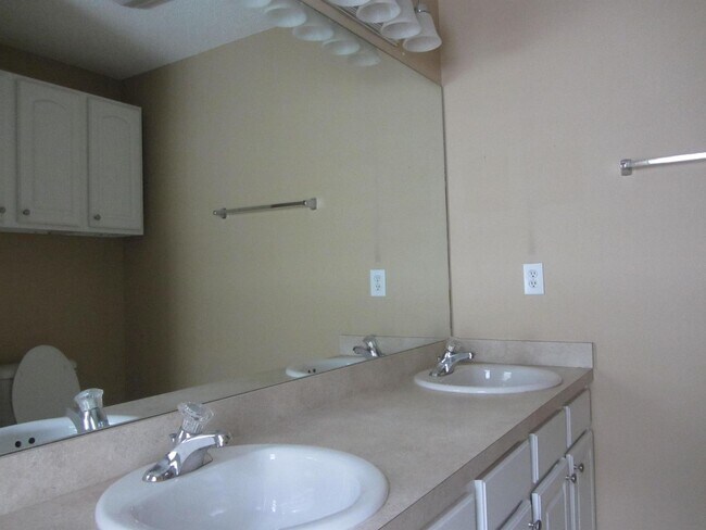 Foto del edificio - Wood Bridge