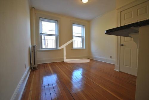 Building Photo - 55 Queensberry St