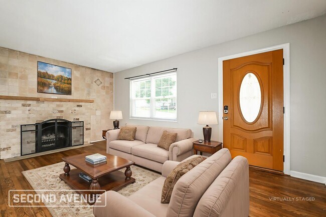 Foto del edificio - 1247 Cascade Rd