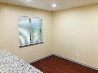 Building Photo - 2207 Ember Lee Dr