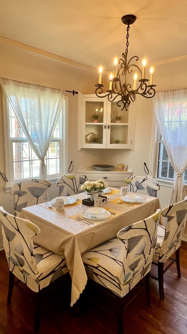 Foto del edificio - 212 W McLean St