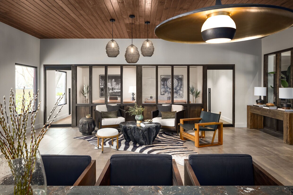 MAA East Austin 6600 Ed Bluestein Blvd Austin, TX