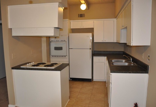 Building Photo - 2318 Dorrington St
