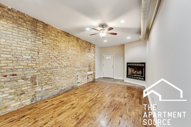 Foto del edificio - 1806 N Sheffield Ave