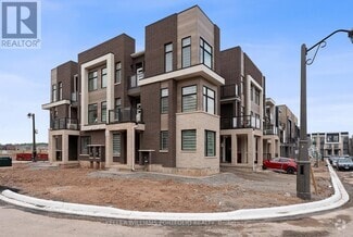 Building Photo - 1410 Courtleigh Trl