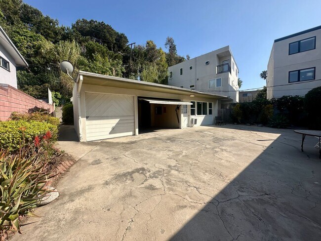Foto del edificio - 7100 Ramsgate Ave