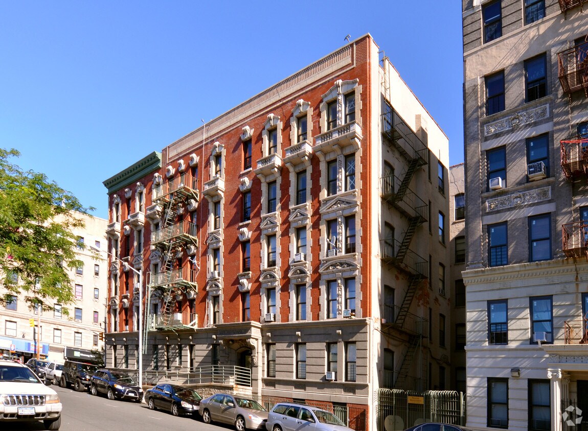 Building Photo - 1214 Boston Rd