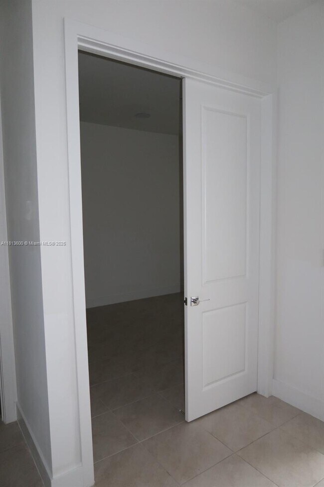 Foto del edificio - 8037 NW 46th Terrace
