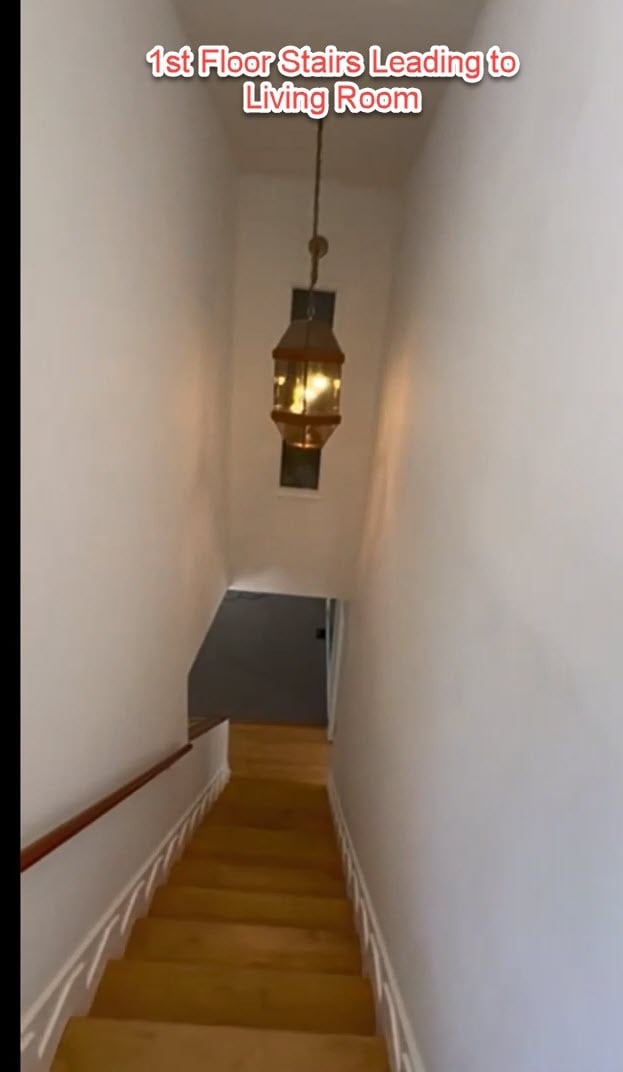 StairLanding from Den to 2nd Floor - 6956 Sayre Dr