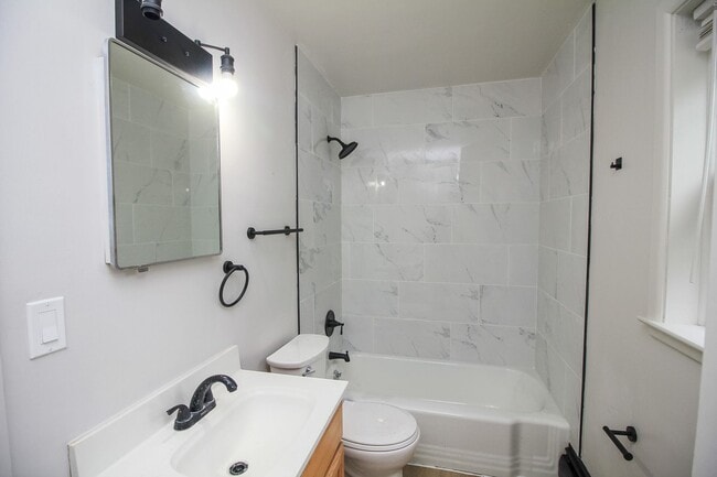 Interior Photo - Uptown Flats